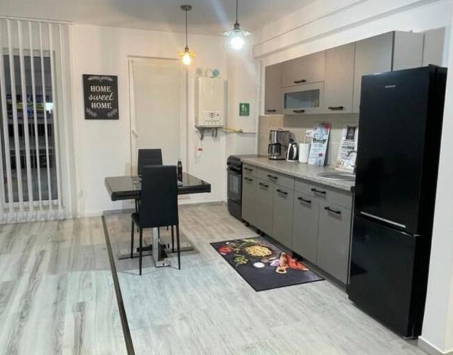 יאשי Chic Apartament Complex Inamstro מראה חיצוני תמונה